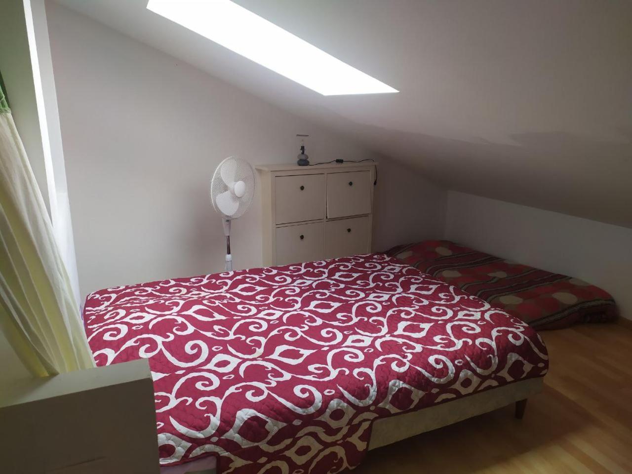 Duplex Avec Jardin Et Grande Terrasse 8-10 Personnes Villa Campagnan Екстериор снимка